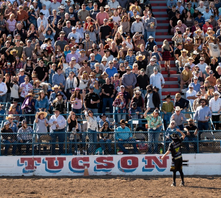 Grandstand crowd